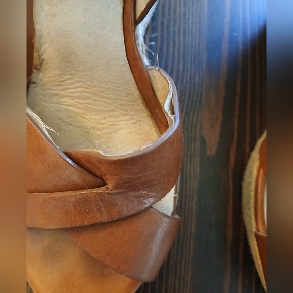 Michael Kors Wedges - Picture 5 of 6
